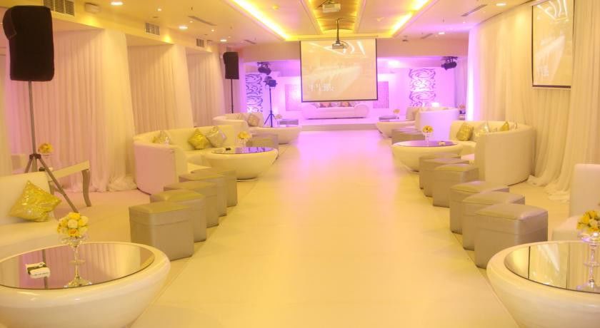Al Shohada By Palm Rich Makkah Hotell Mekka Eksteriør bilde The interior of the club