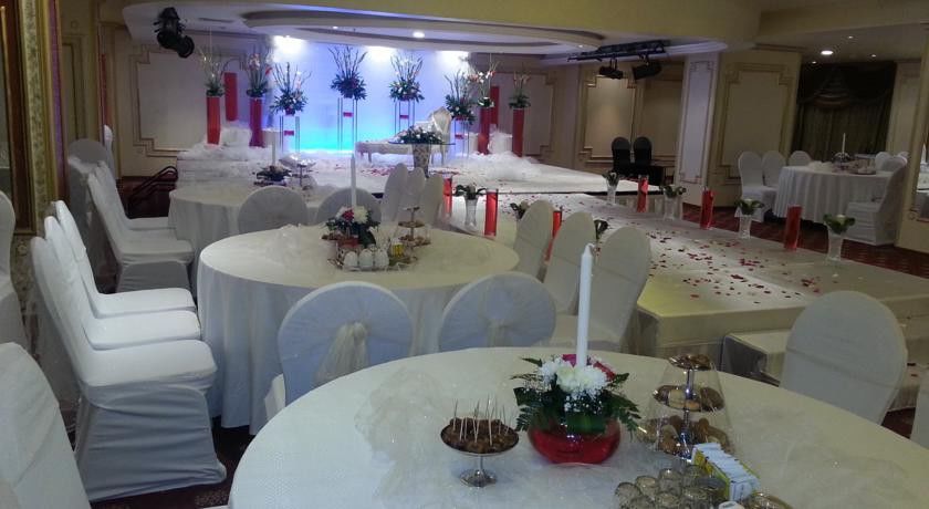 Al Shohada By Palm Rich Makkah Hotell Mekka Eksteriør bilde A wedding reception